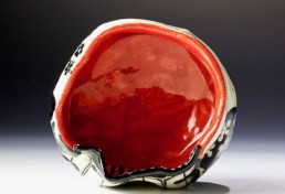 A “Rose Oribe” Masterpiece by Suzuki Goro